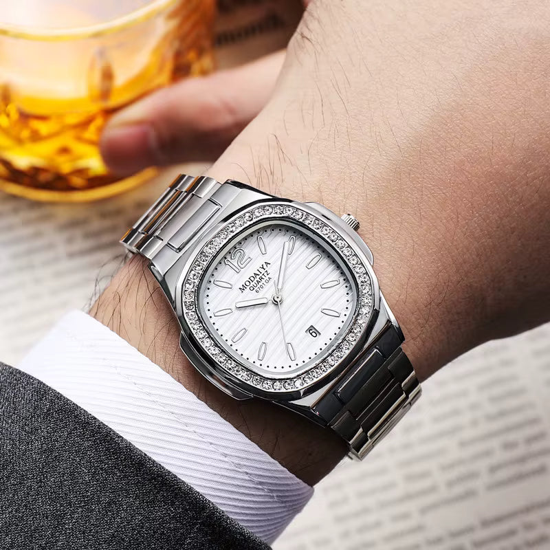 Classic Silver Tone Analog Wristwatch for Men